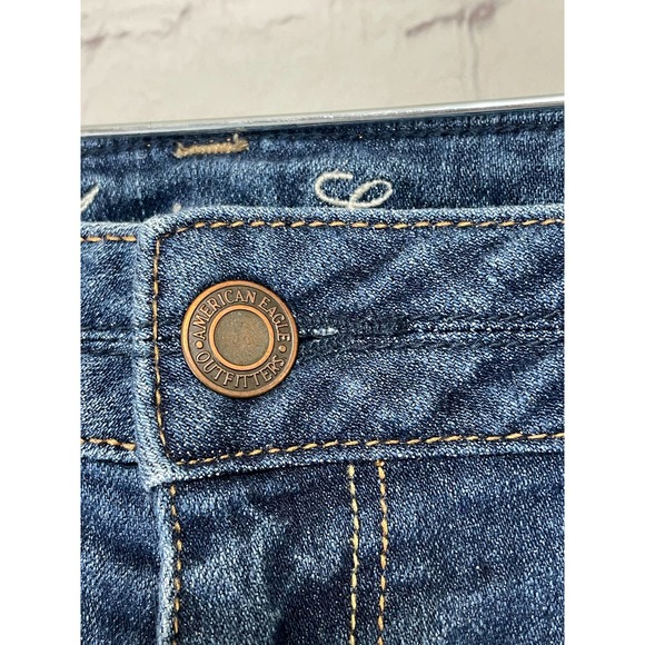 American Eagle Cut-off Raw Hem Booty Jean Shorts 2 - Picture 10 of 10